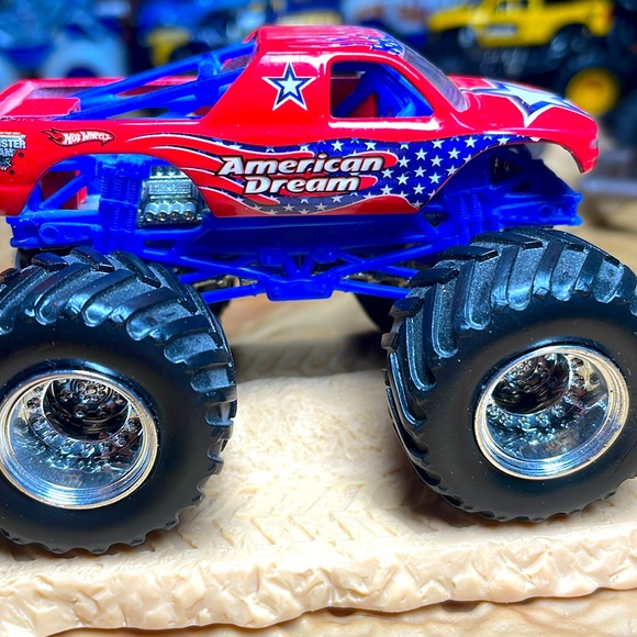 American Dream - Picture 3 of 3